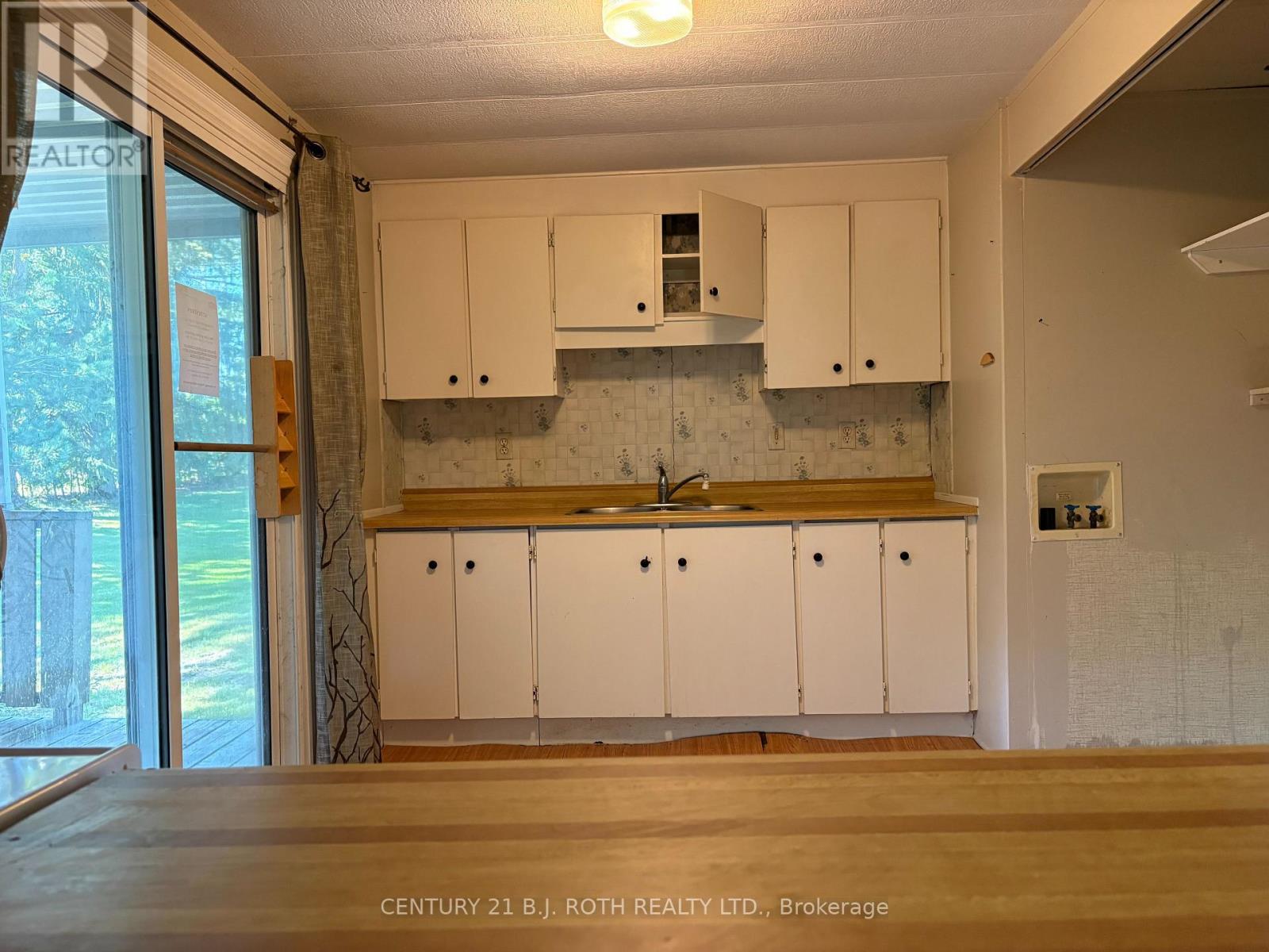 9 CHERRYWOOD LANE - Image 8