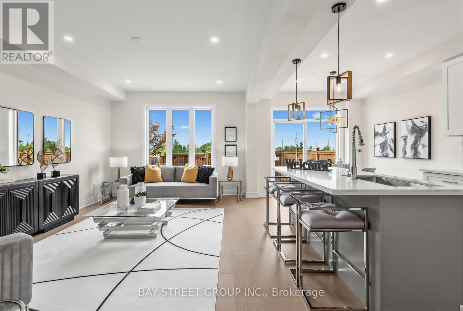 80 LIVING CRESCENT - Image 11