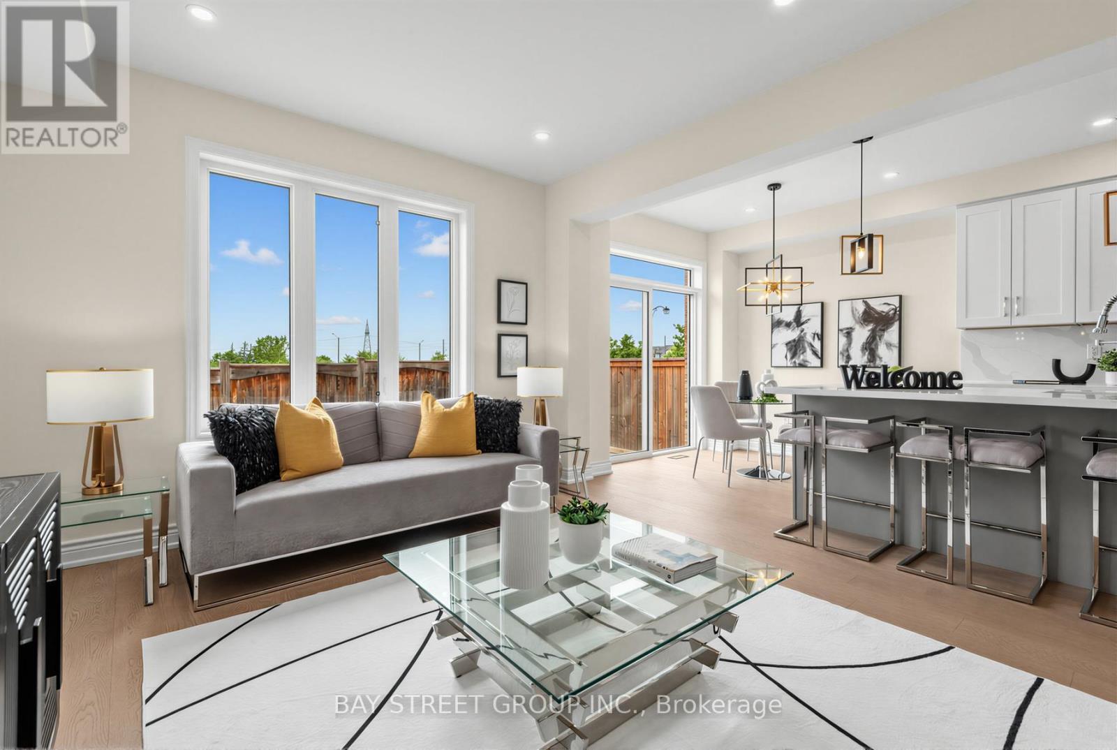 80 LIVING CRESCENT - Image 14