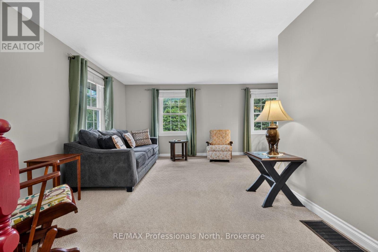 12 ANTHONY COURT - 12