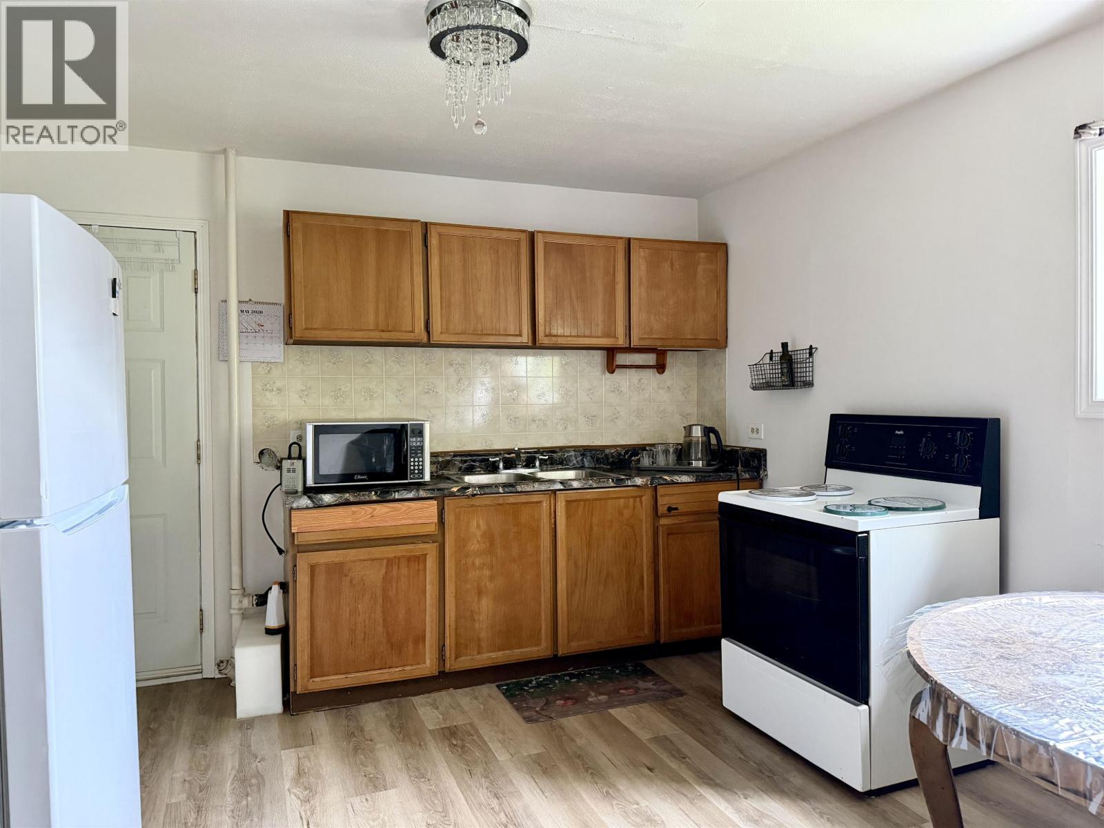 534 IRWIN STREET - 4
