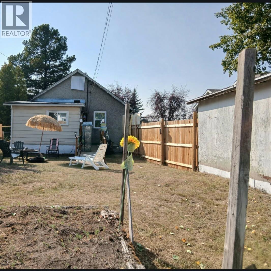 534 IRWIN STREET - 14
