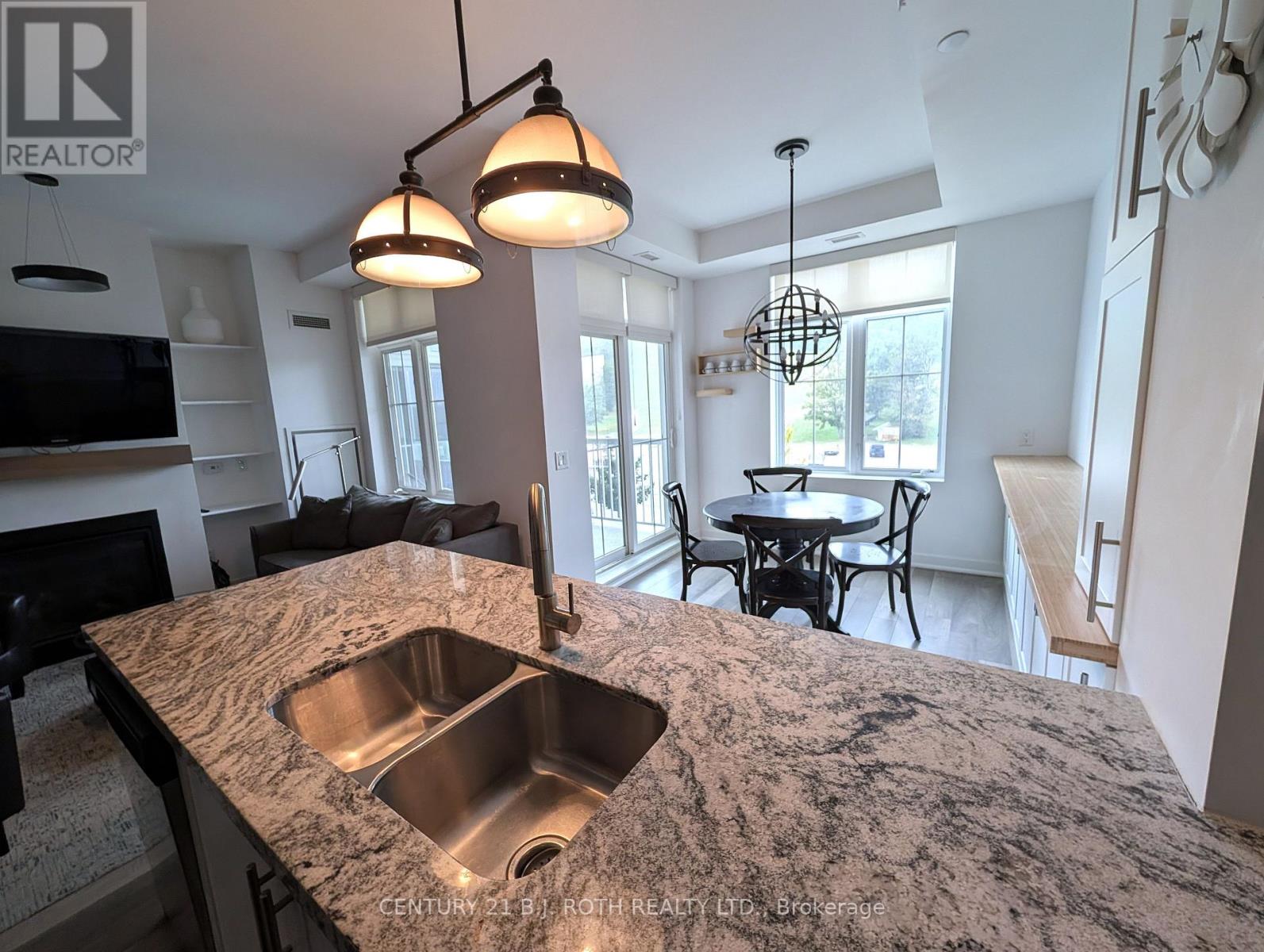 #302 40 HORSESHOE BOULEVARD - Image 12