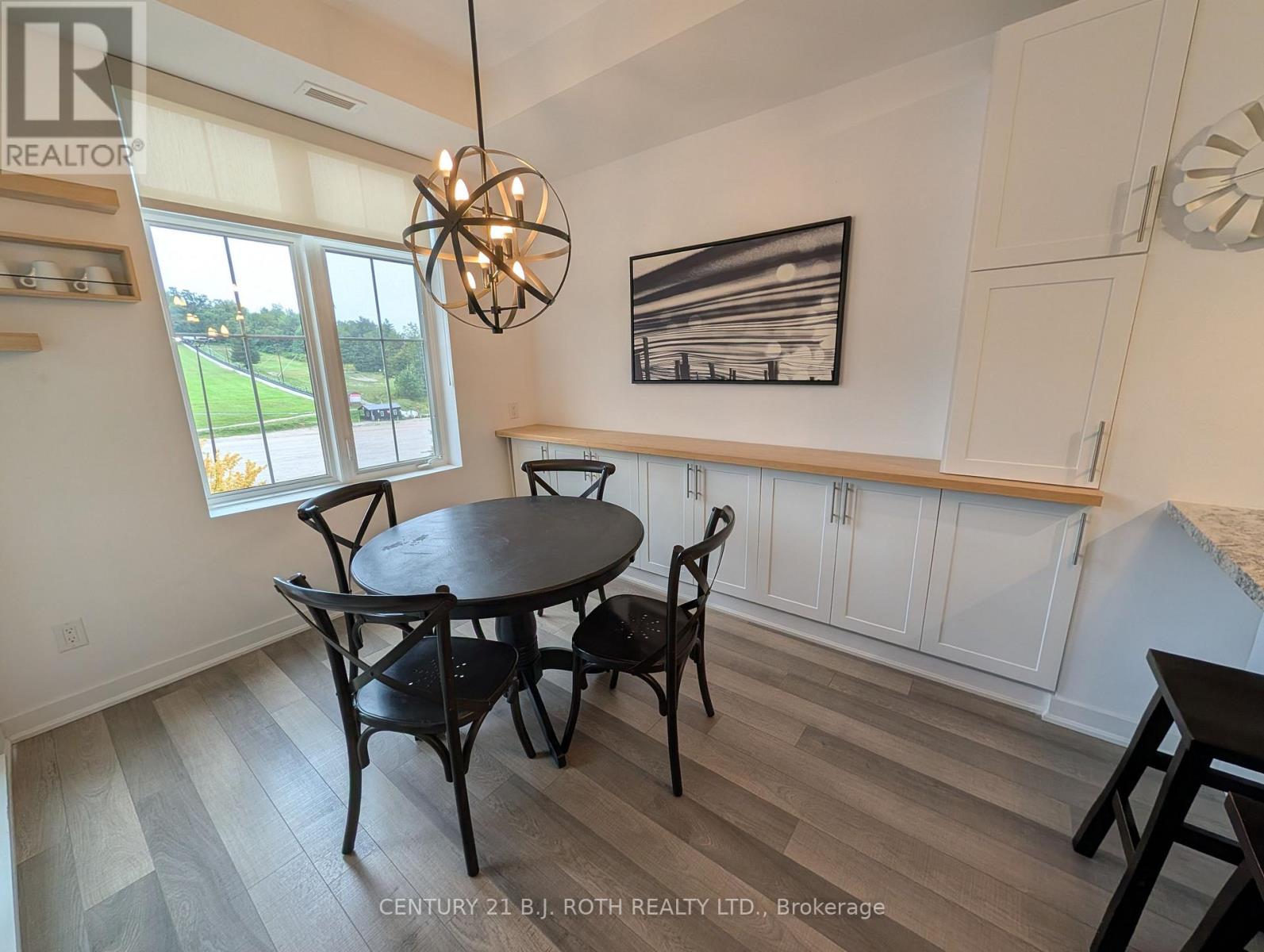 #302 40 HORSESHOE BOULEVARD - Image 13