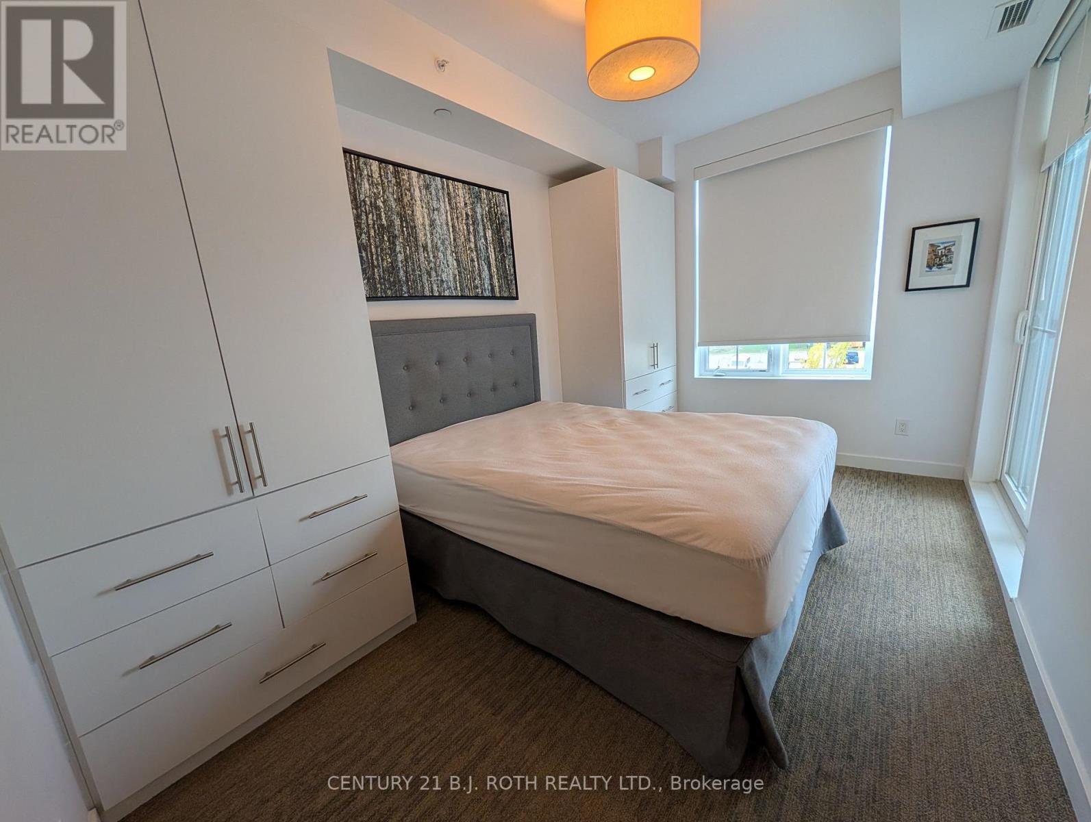 #302 40 HORSESHOE BOULEVARD - Image 22