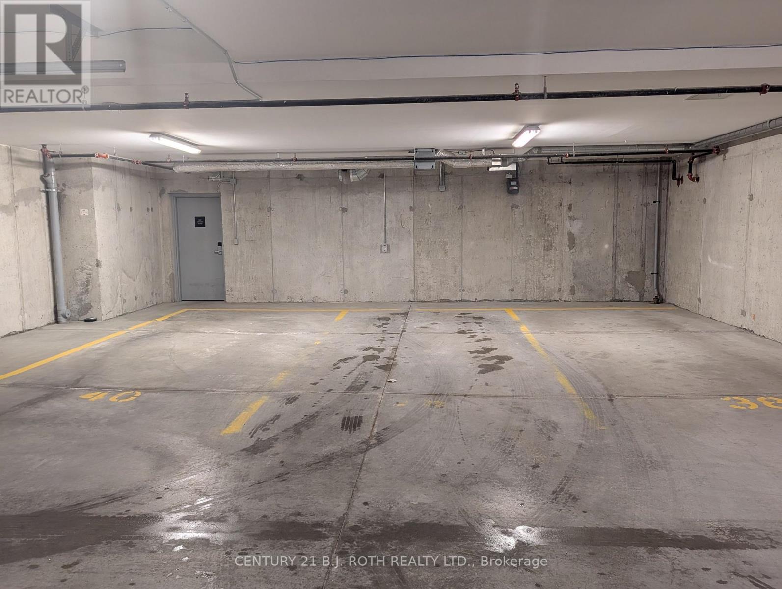 #302 40 HORSESHOE BOULEVARD - Image 30