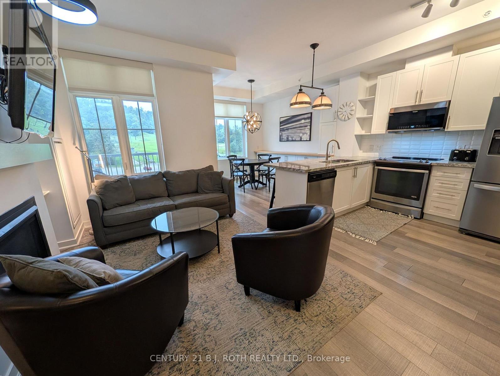 #302 40 HORSESHOE BOULEVARD - Image 8