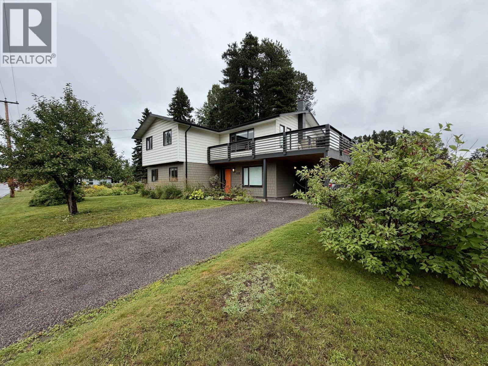 1120 TORONTO Street, Smithers