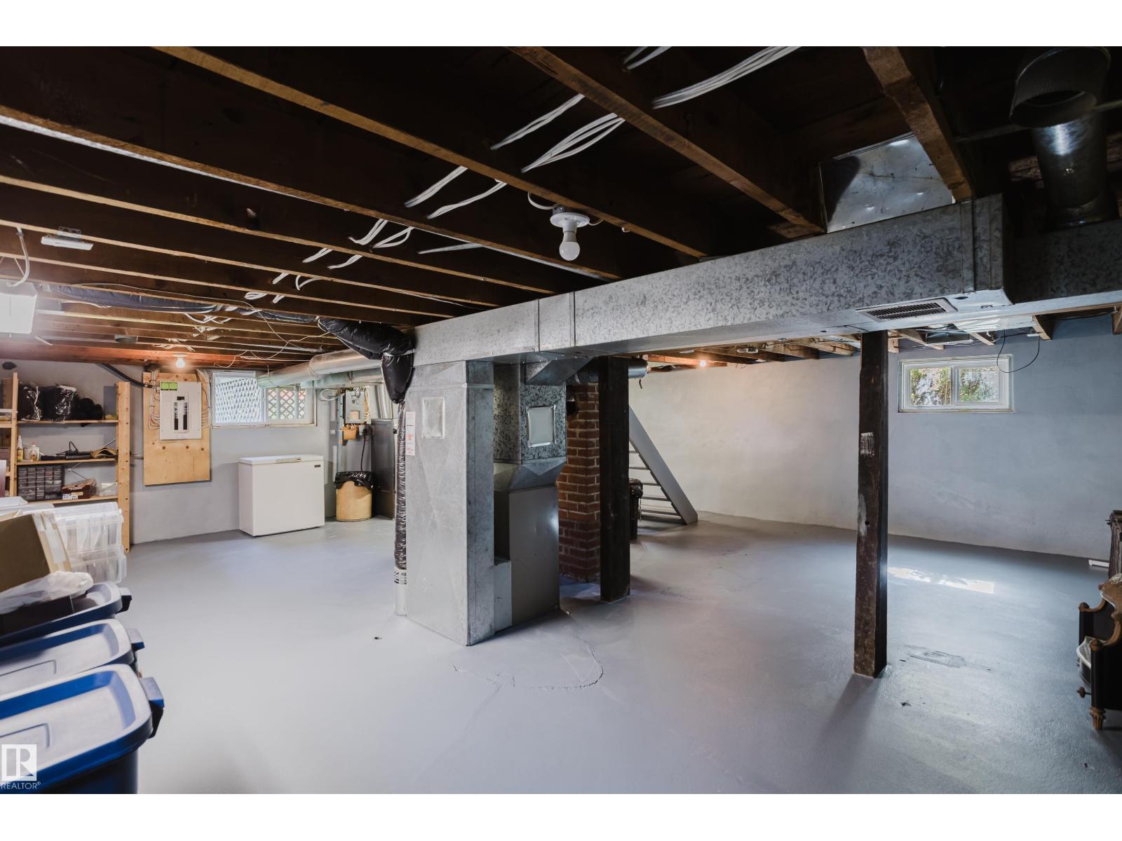 11231 126 ST NW - Image 39