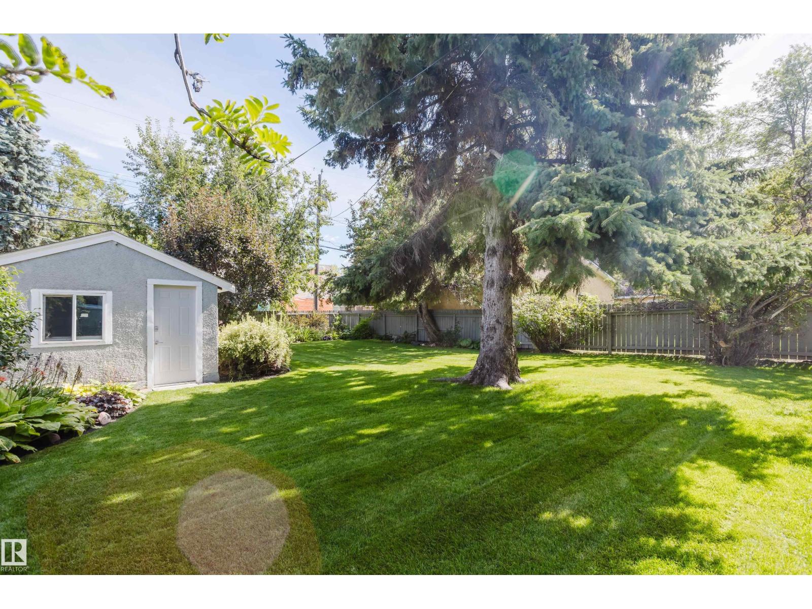 11231 126 ST NW - Image 44