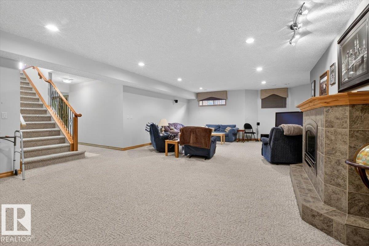 57 LONGVIEW DR, photo 43 of 75