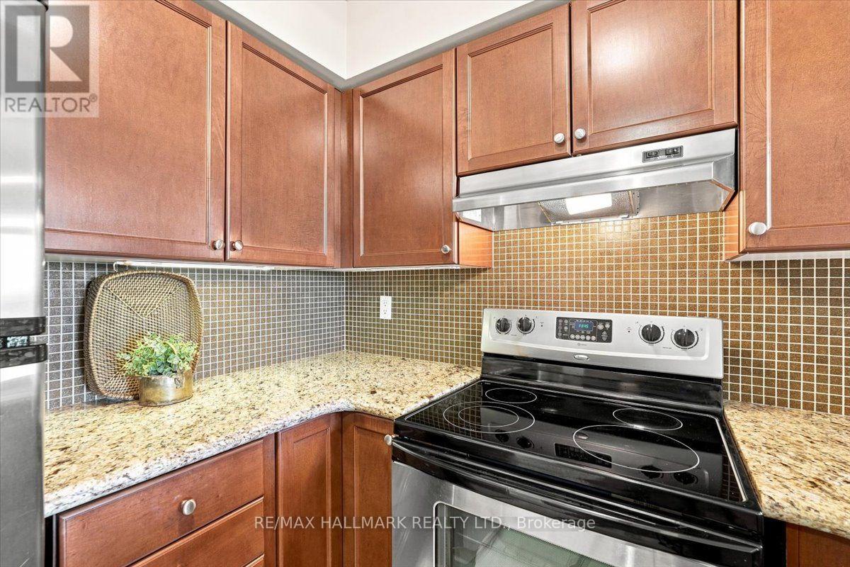#412 220 FORUM DRIVE - Image 18