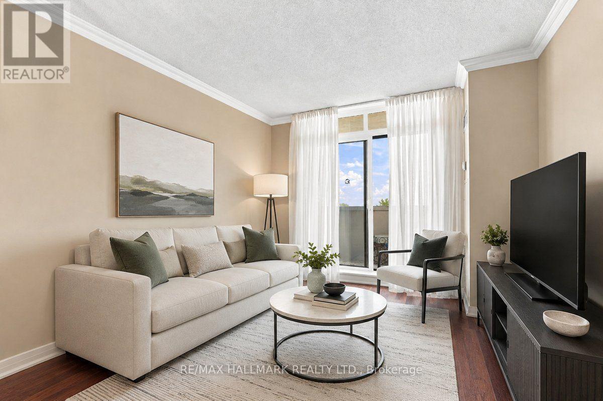 #412 220 FORUM DRIVE - 26
