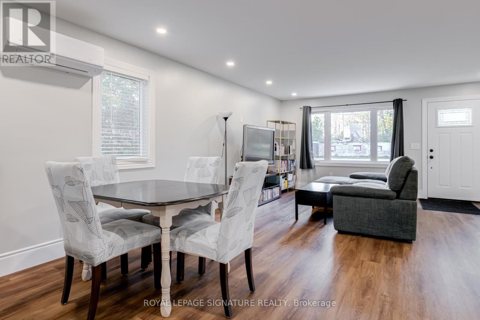 8 MOUNTSBERG ROAD - 4