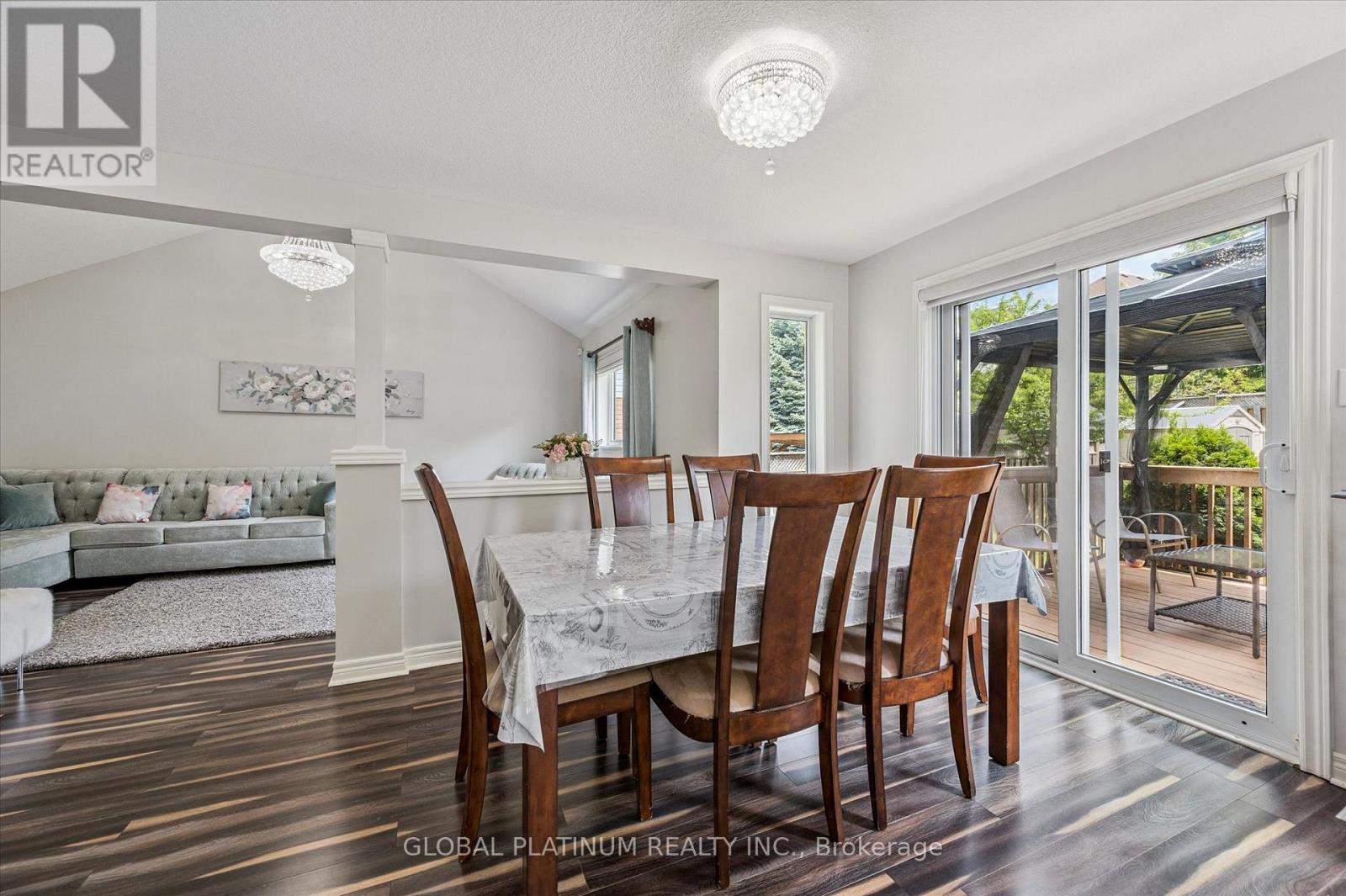 244 DOON SOUTH DRIVE - 10