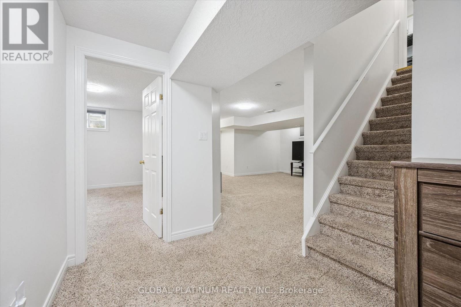 244 DOON SOUTH DRIVE - Image 21