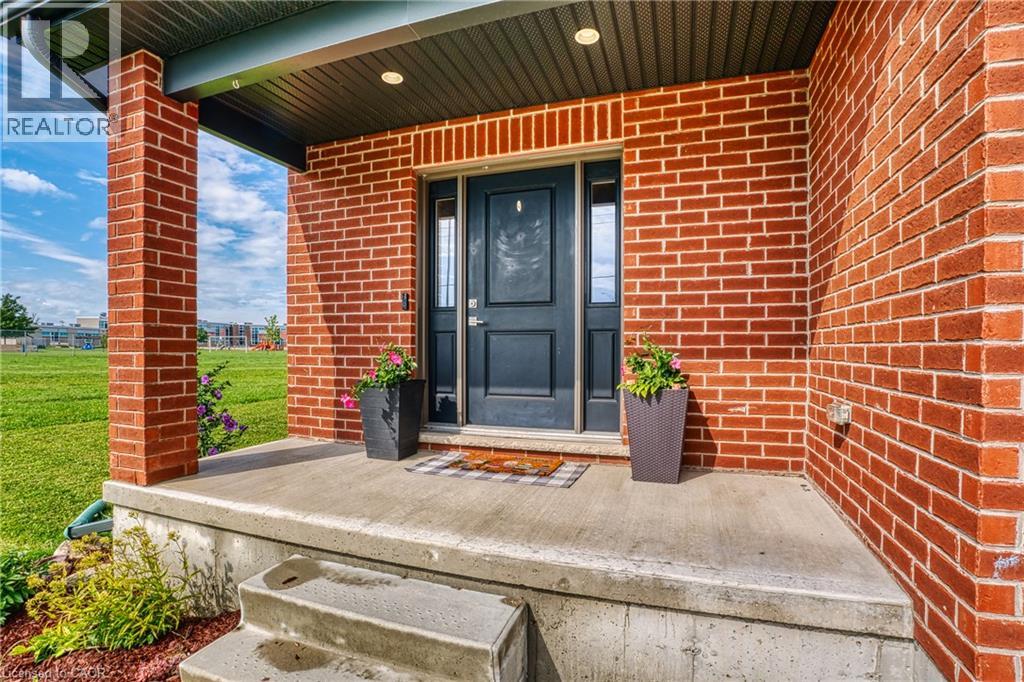 885 BINNING Street W - Image 7