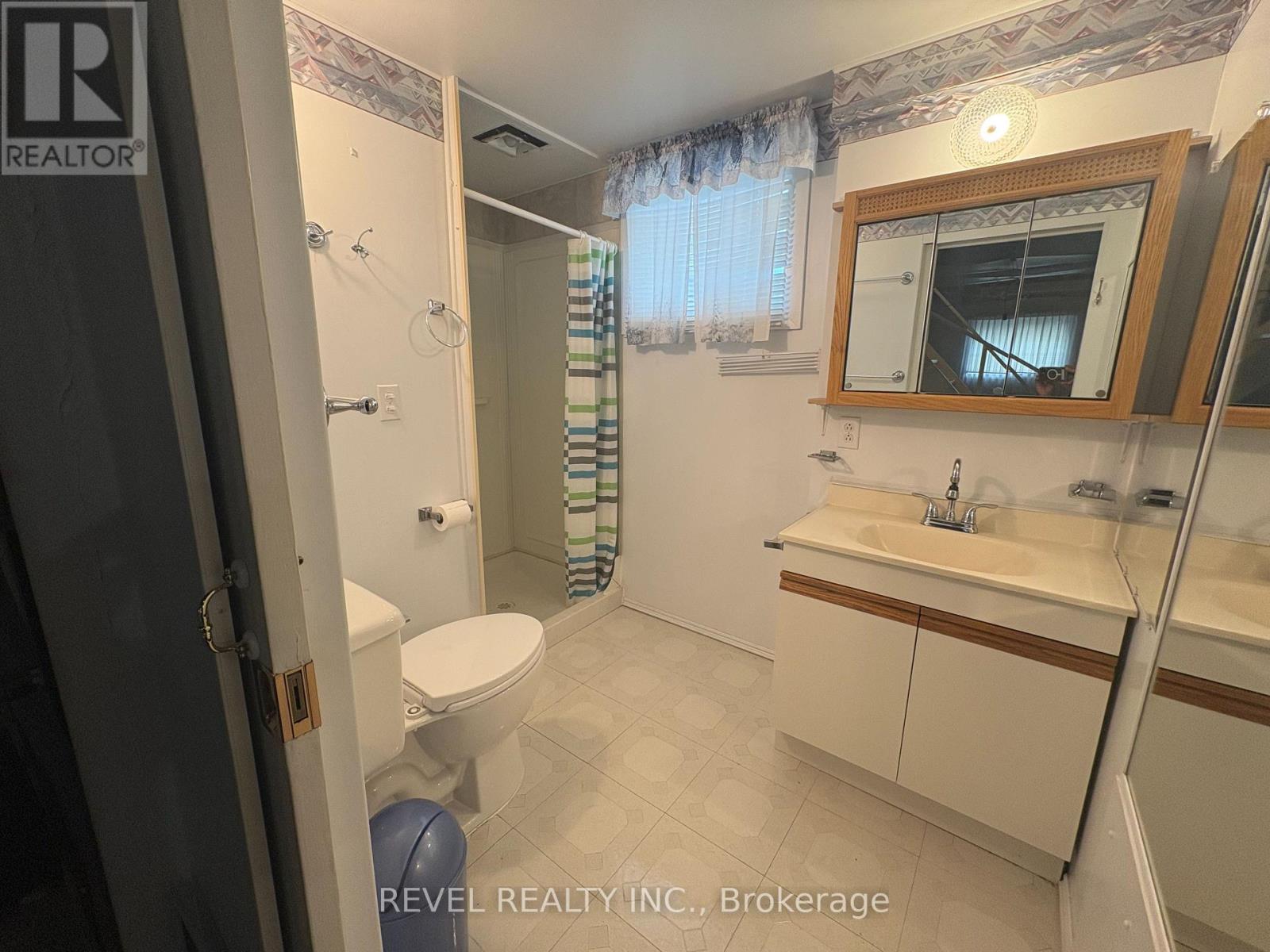 188 ELAINE AVENUE - 24