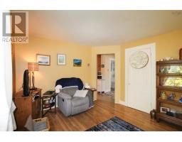 28 St. Andrews Street, Bridgewater, NS B4V1N8 Photo 11