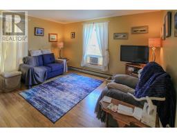 28 St. Andrews Street, Bridgewater, NS B4V1N8 Photo 6