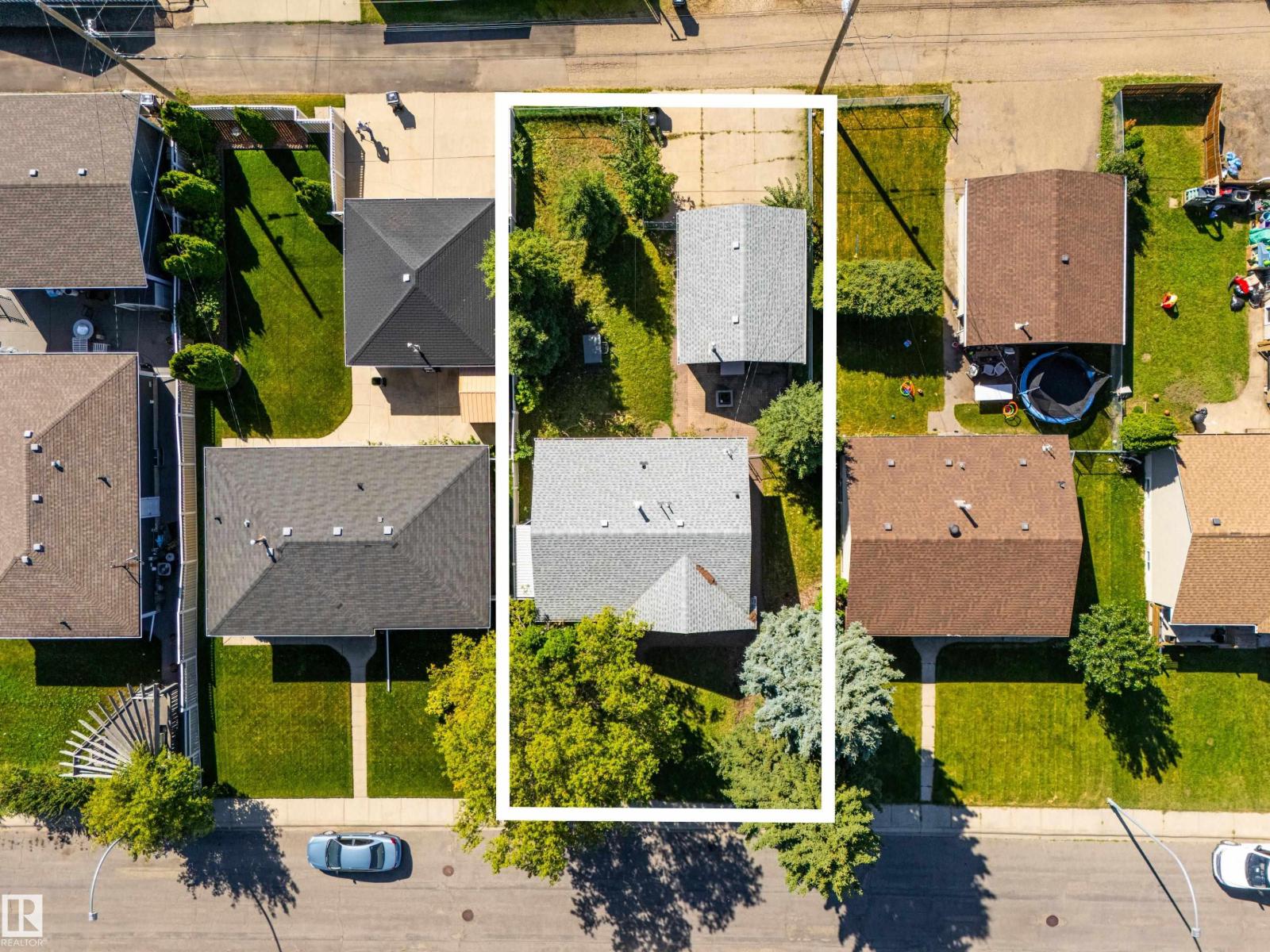 3509 121A AV NW - 34