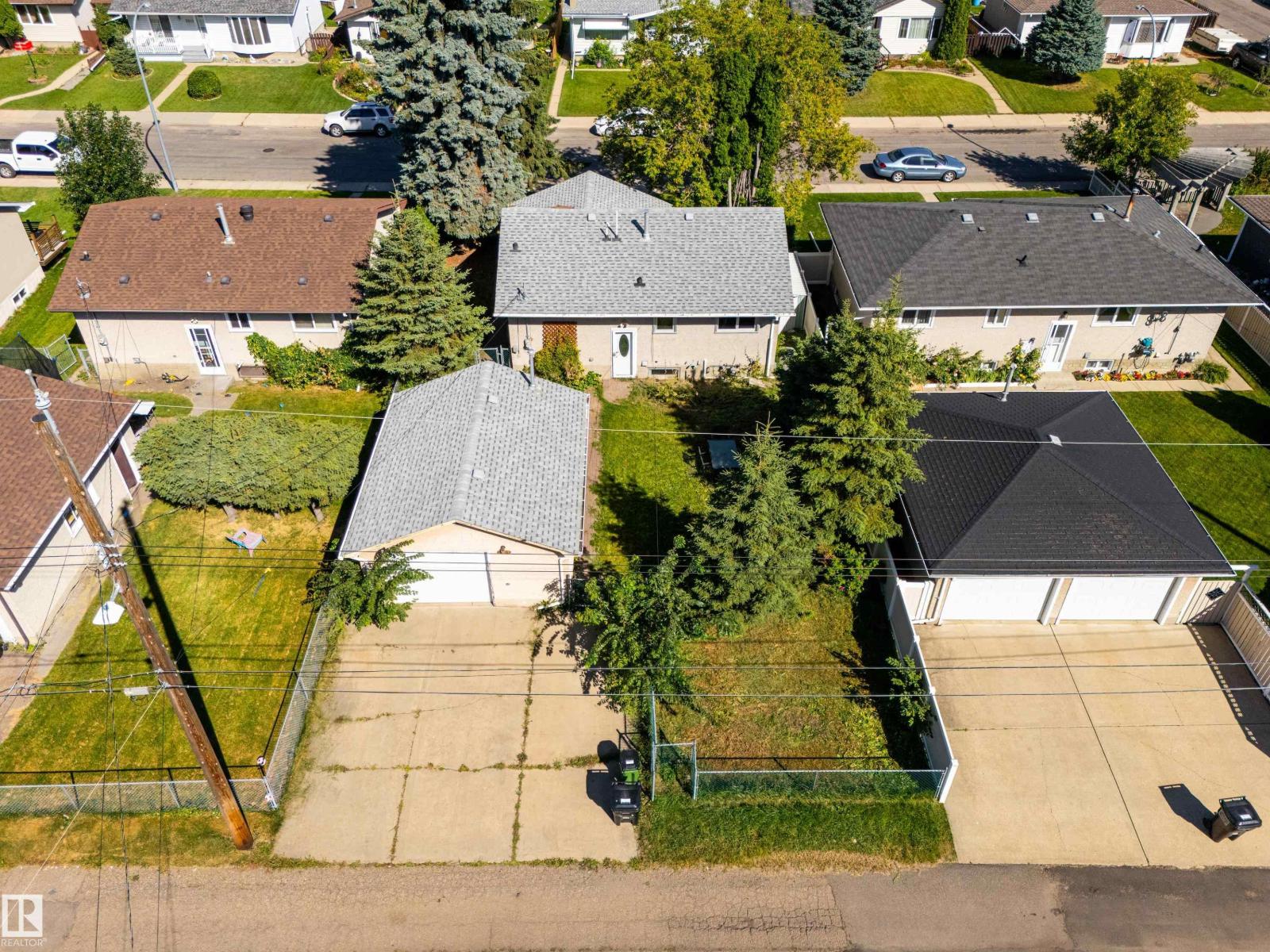 3509 121A AV NW - 36