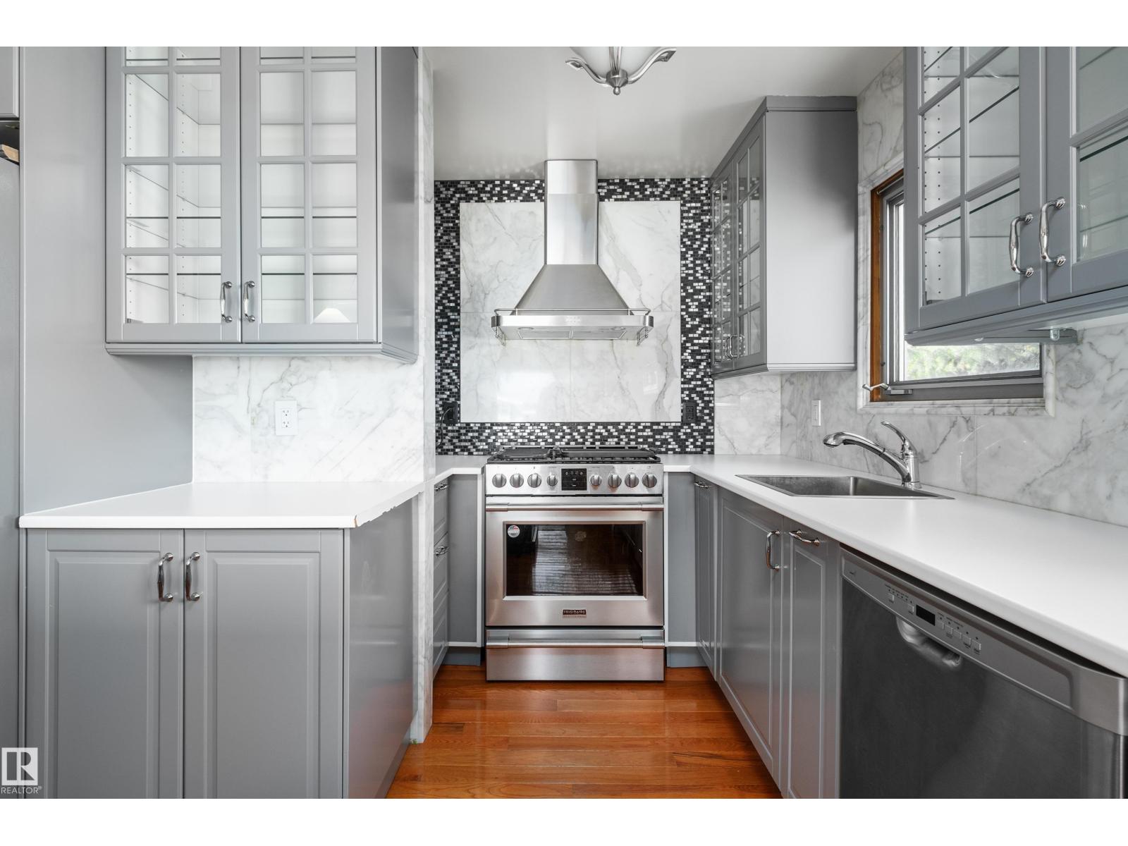 3509 121A AV NW - 4