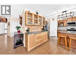5pc Bathroom - 325 Luxstone Green Sw, Airdrie, AB T4B0A5 Photo 11