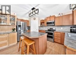 Bedroom - 325 Luxstone Green Sw, Airdrie, AB T4B0A5 Photo 6
