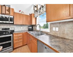 Bedroom - 325 Luxstone Green Sw, Airdrie, AB T4B0A5 Photo 7