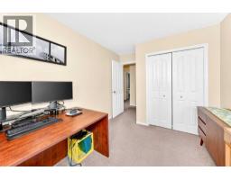 325 Luxstone Green Sw, Airdrie, AB T4B0A5 Photo 32