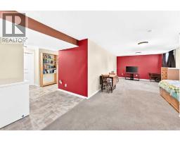 325 Luxstone Green Sw, Airdrie, AB T4B0A5 Photo 42