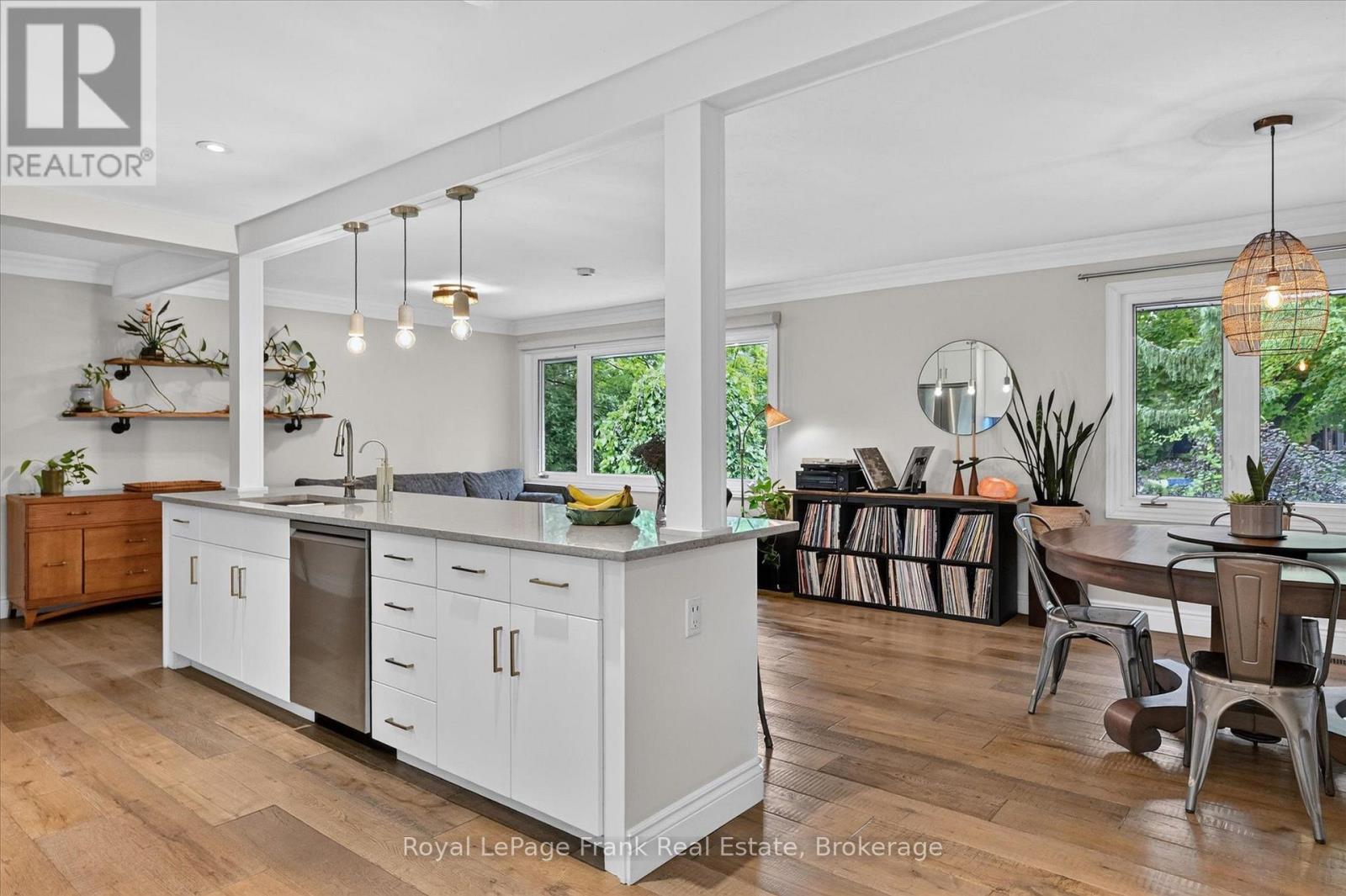 298 COTTONWOOD DRIVE - Image 7