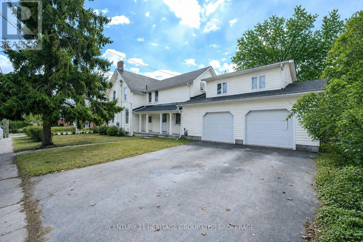 201 BRIDGE STREET W - Image 3