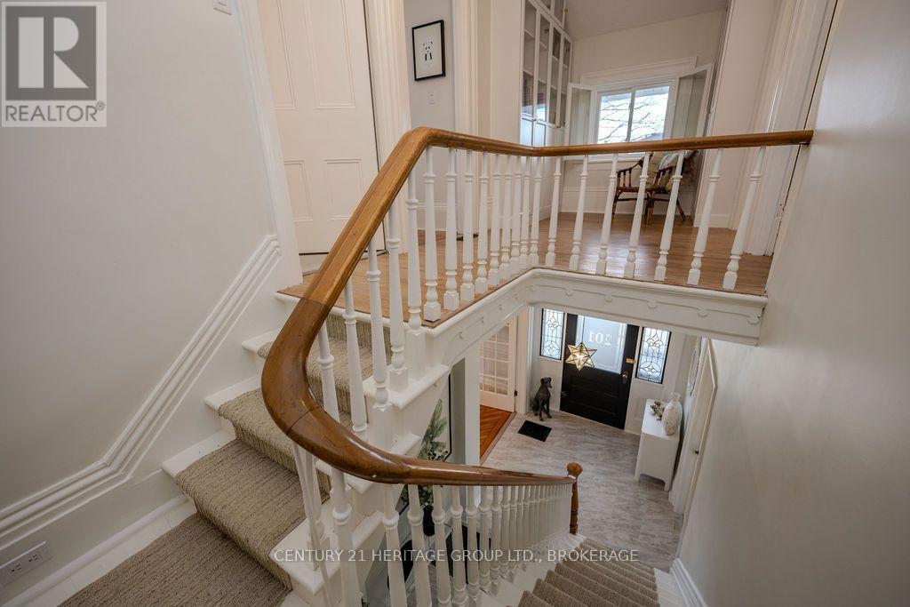 201 BRIDGE STREET W - Image 42