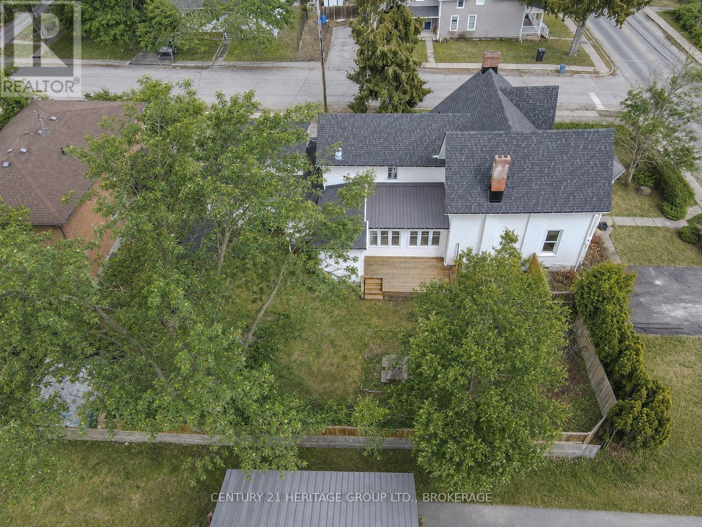 201 BRIDGE STREET W - Image 45