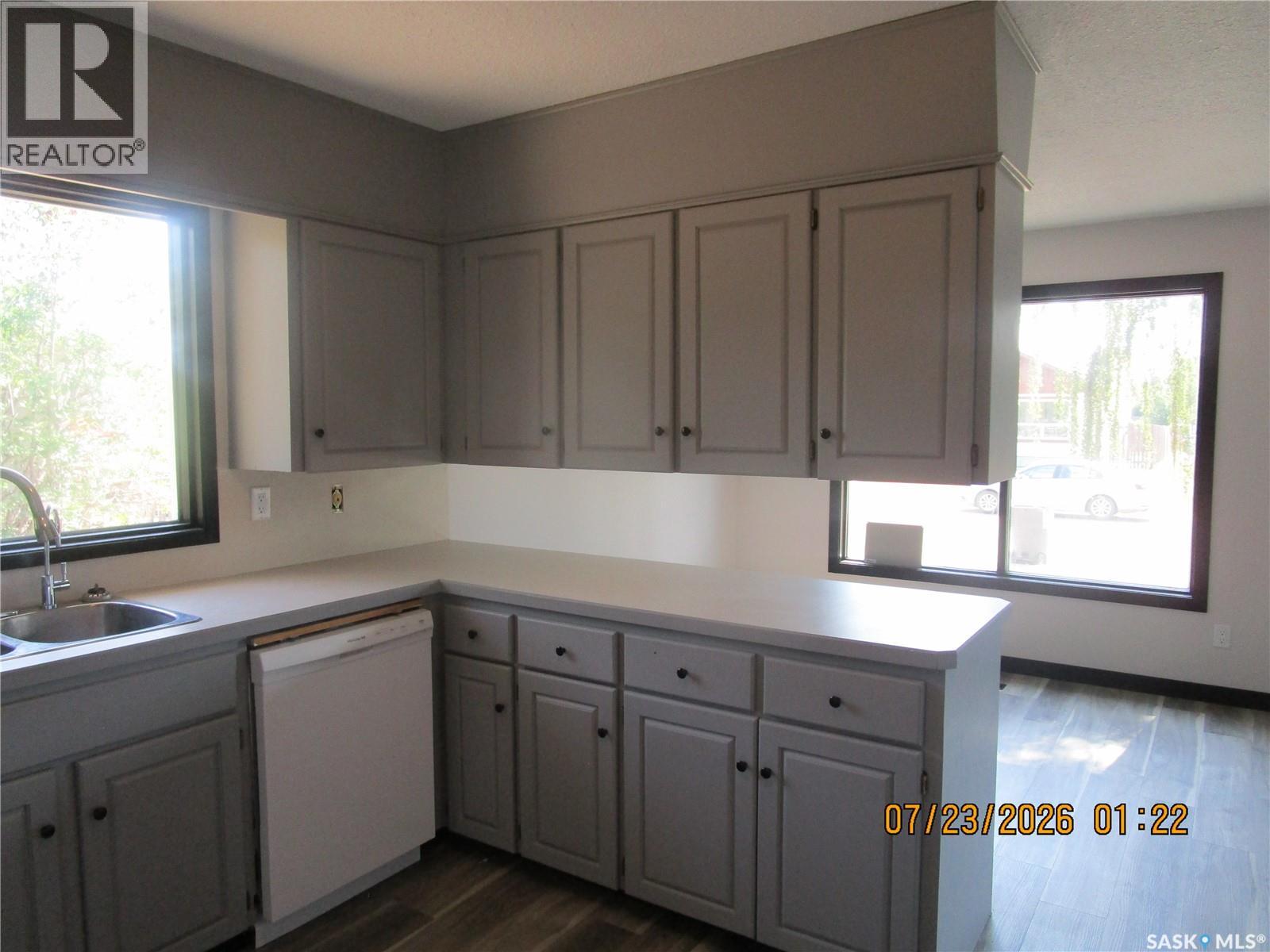 226 Westview DRIVE, Coronach, Saskatchewan, S0H0Z0, Coronach, Saskatchewan — photo 4 of 5