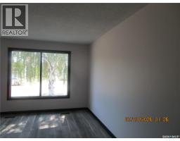 4pc Bathroom - 226 Westview Drive, Coronach, SK S0H0Z0 Photo 7
