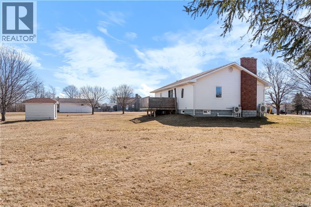 2260 Acadie Road - Image 41