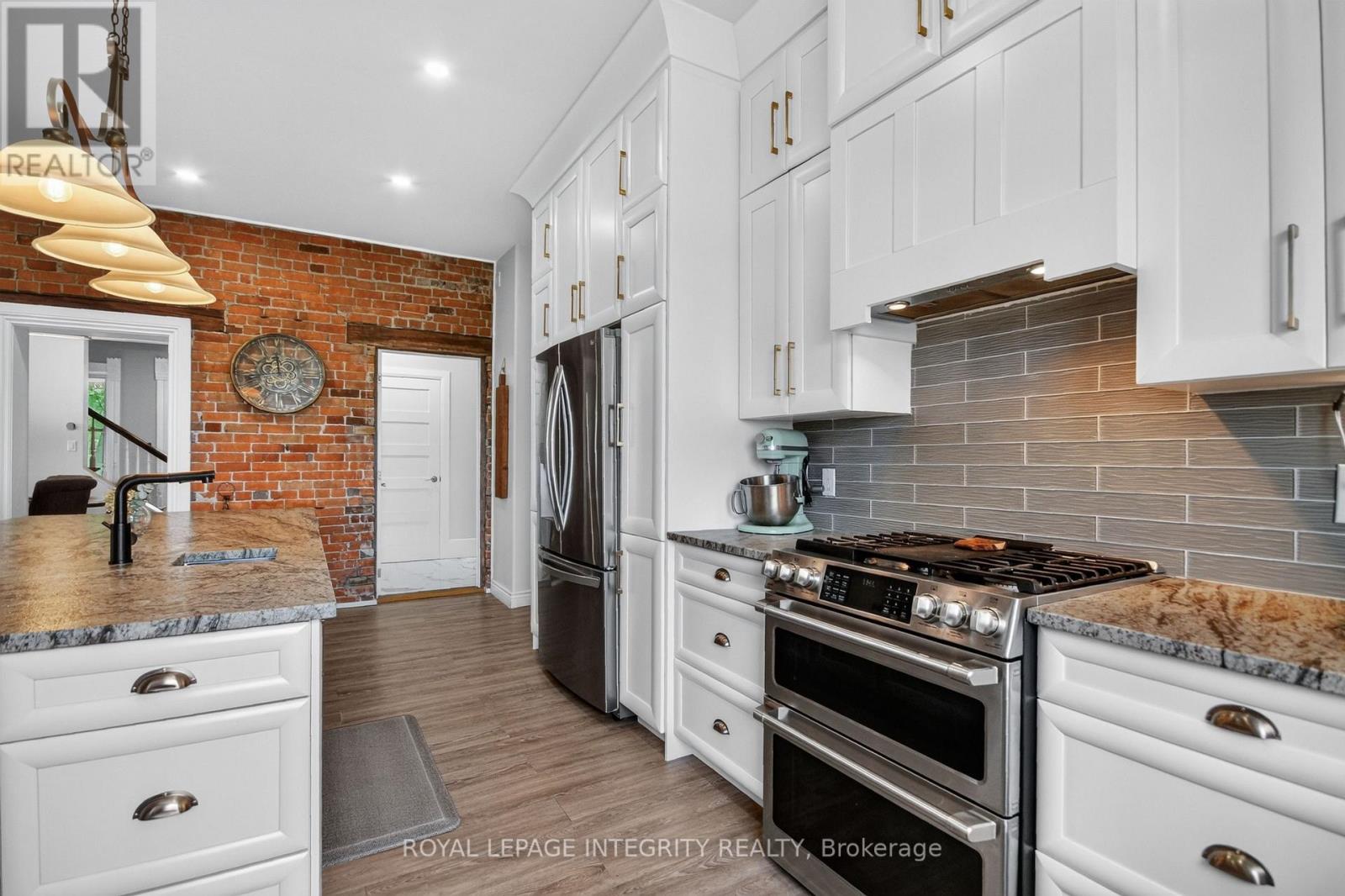 3 Bed, 3 Bath House for Rent in Ottawa – 3131 RIVER ROAD, Ottawa – MLS# X13736384 - Image 11