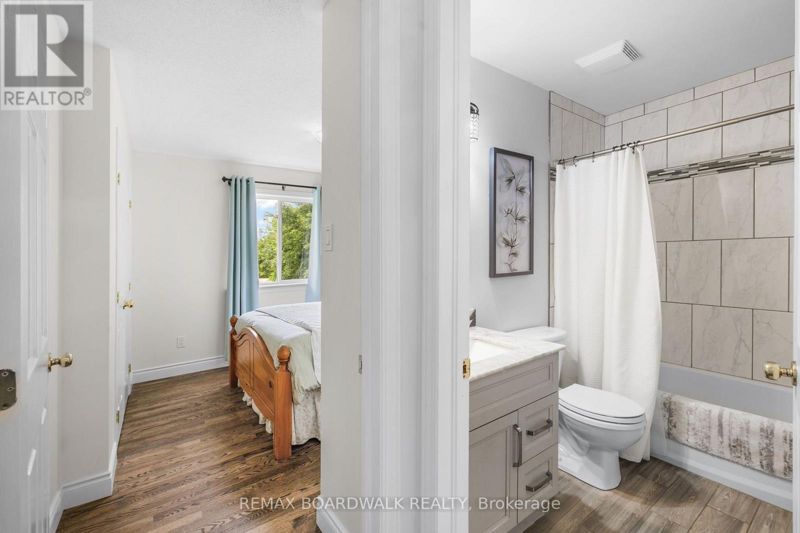 154 CATHERINE AVENUE - 25