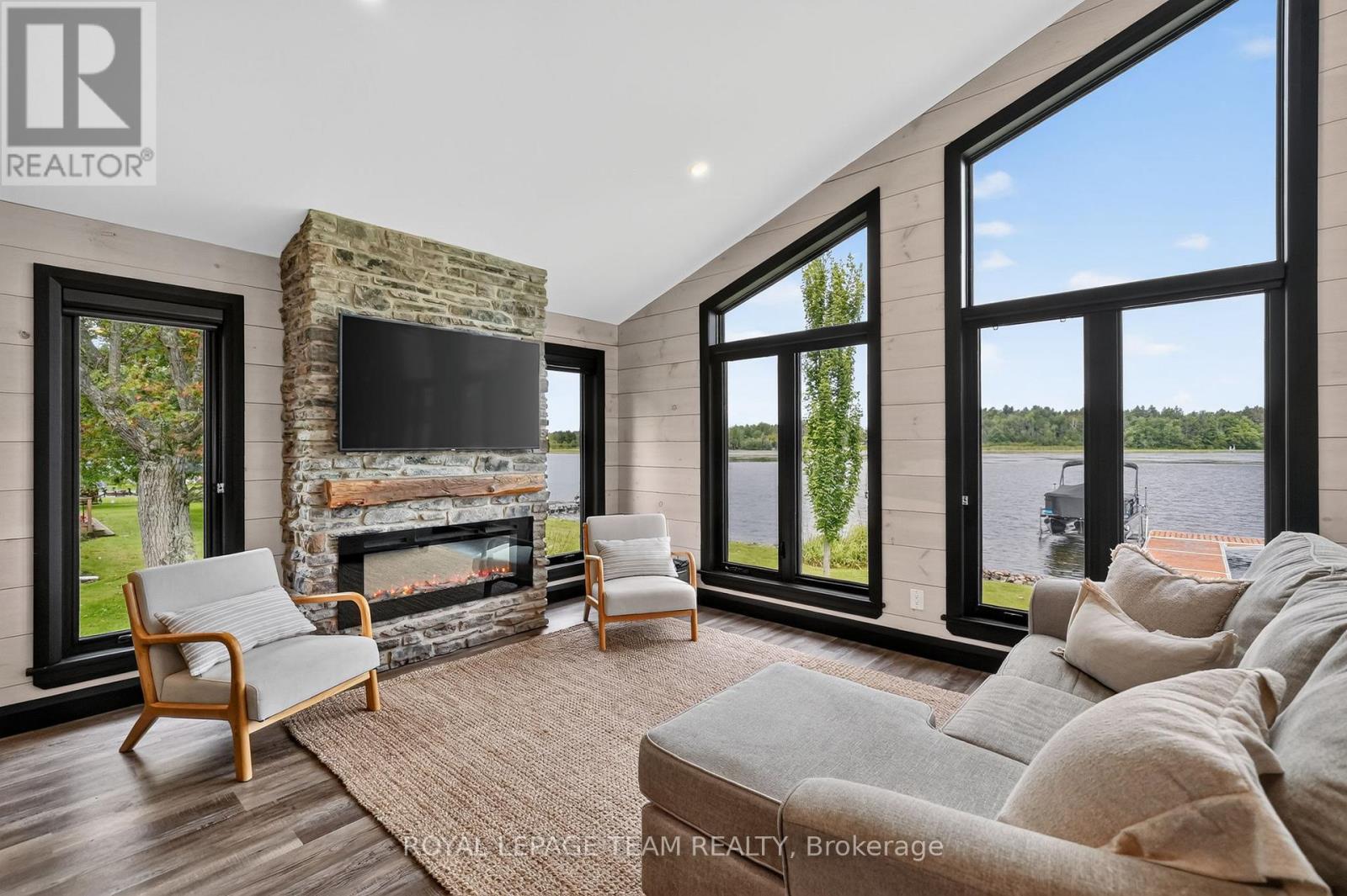 2815 GOLF COURSE LANE - Image 18