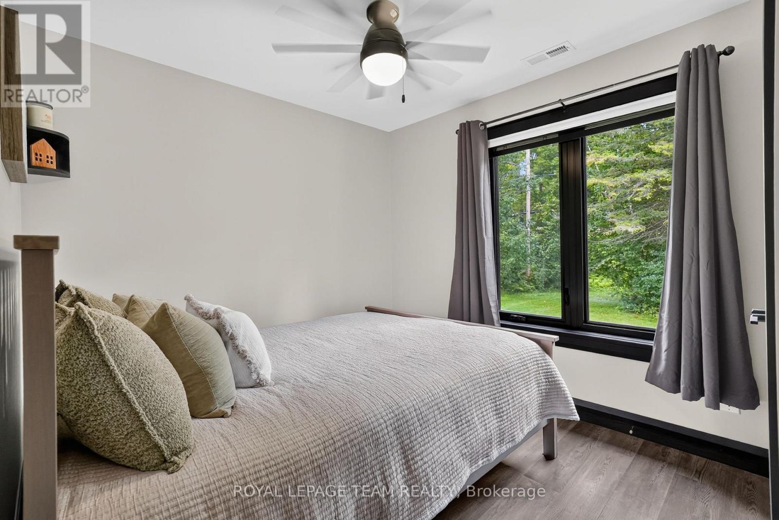 2815 GOLF COURSE LANE - Image 36