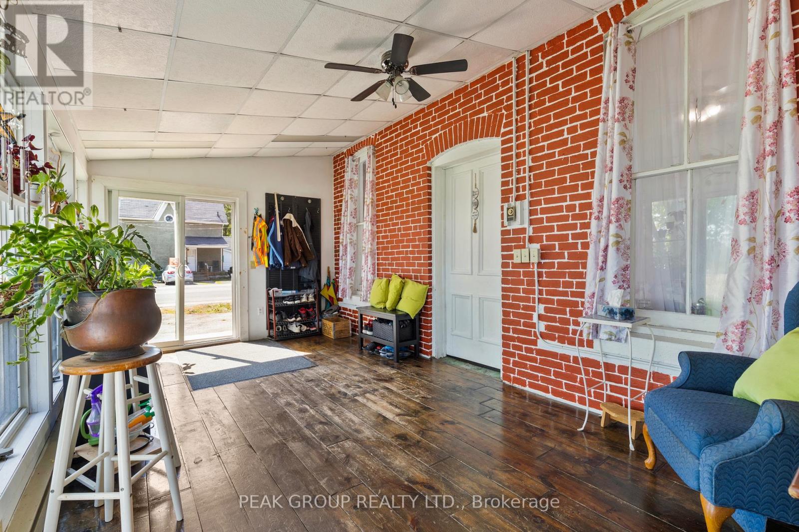 171 KILLALY STREET W - Image 24
