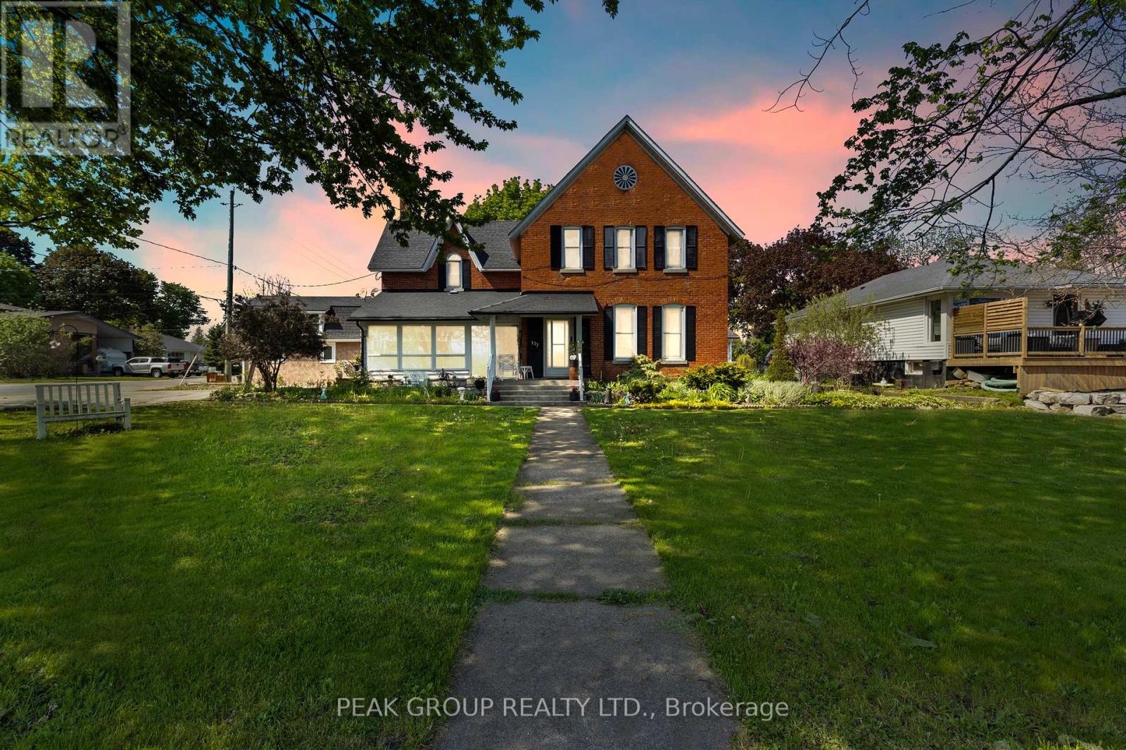 171 KILLALY STREET W - 44