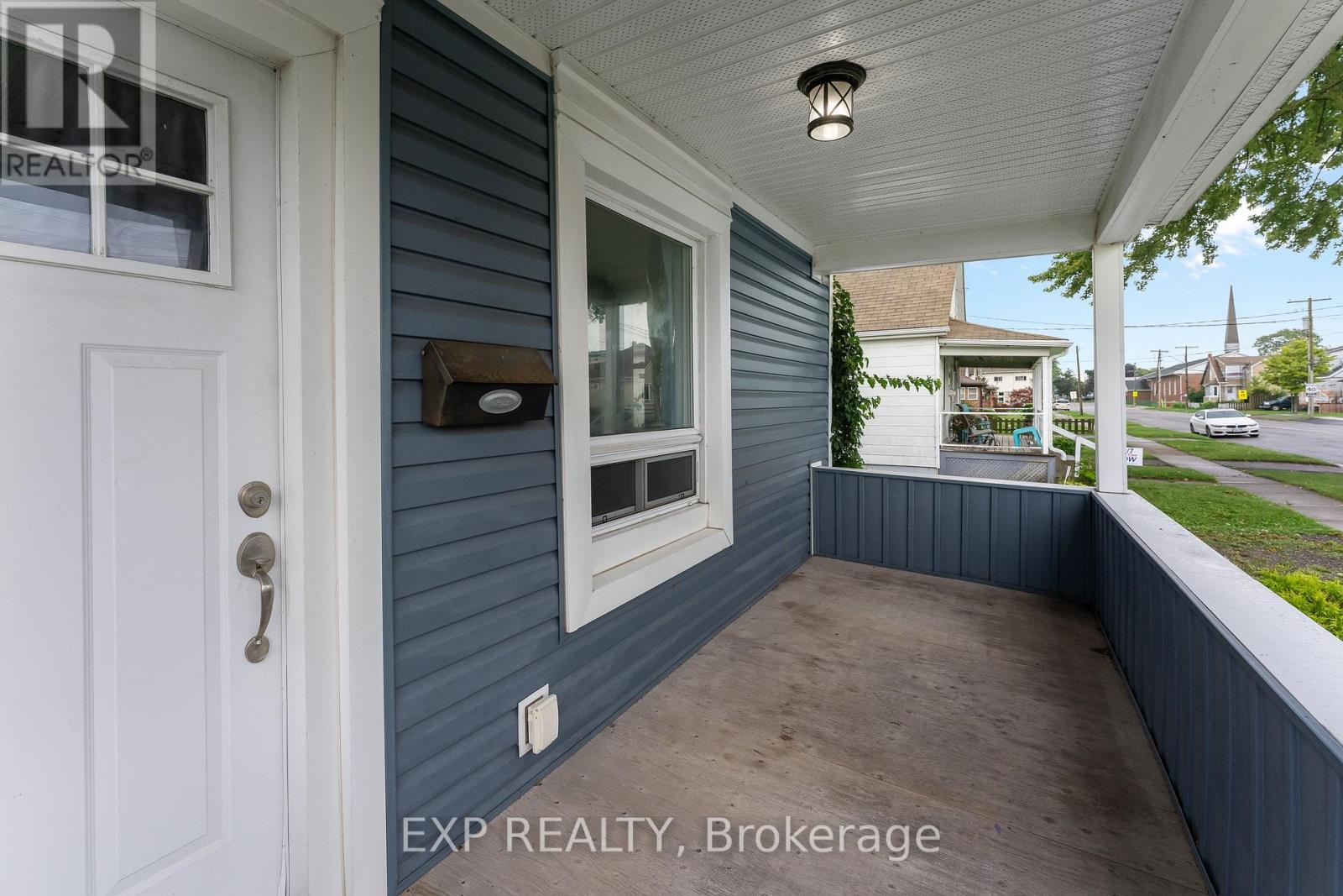 76 BELL STREET - 34