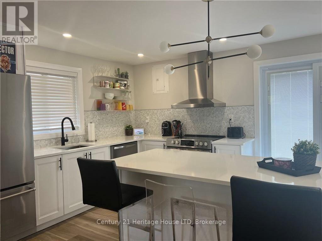 ##Lower 3707 Hershey Street, Fort Erie (Ridgeway), Ontario, L0S1N0, Fort Erie (Ridgeway), Ontario — photo 2 of 5
