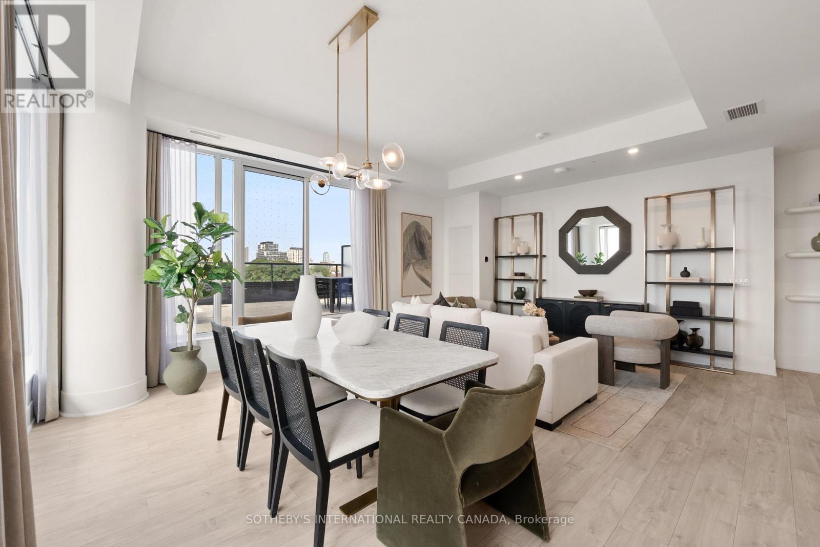#512 115 DENISON AVENUE - Image 4