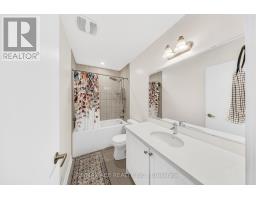 1344 Bradenton  Path, Oshawa, ON L1K1A9 Photo 25
