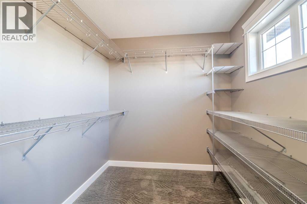 Listing photo – 170 Morris Court, Blackfalds